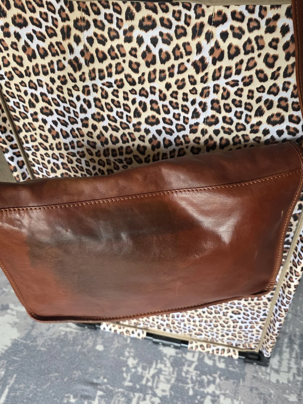 I Medici Italian Leather Crossbody Bag Cognac Flap Shoulder Vintage